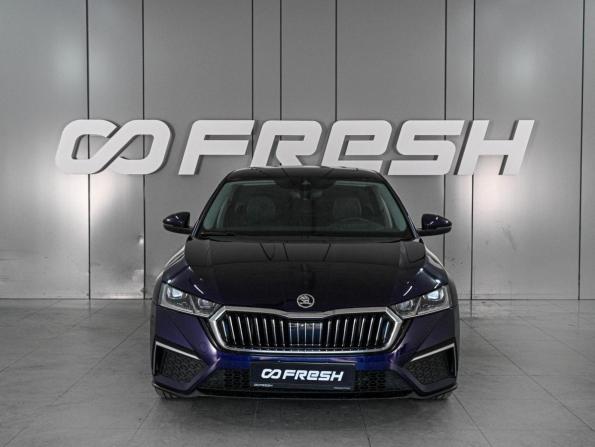 Skoda Octavia IV (A8) с пробегом 2021 года, цена 2 229 000 рублей, 73776 км, лифтбек, Автокод Объявления
