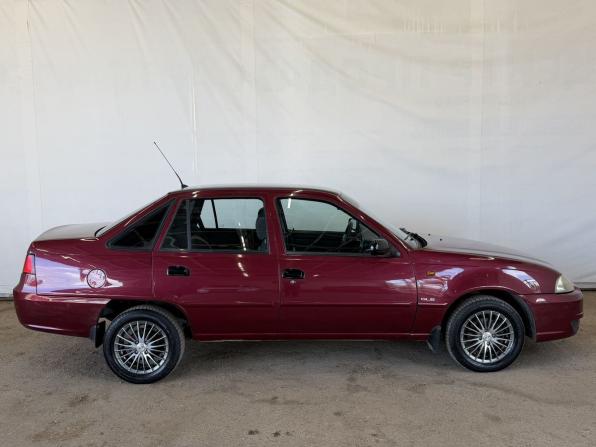 Daewoo Nexia I Рестайлинг с пробегом 2009 года, цена 330 000 рублей, 102988 км, седан, Автокод Объявления