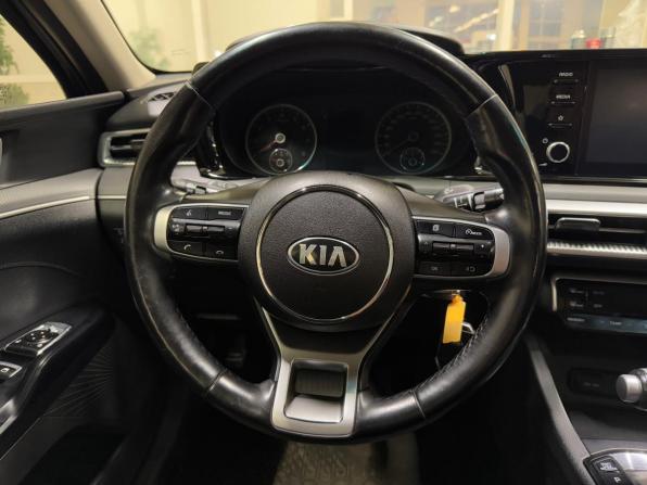 Kia K5 III с пробегом 2021 года, цена 2 099 000 рублей, 115729 км, седан, Автокод Объявления