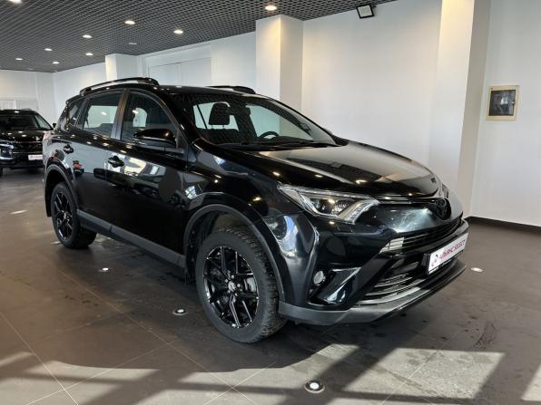 Toyota RAV4 IV (XA40) Рестайлинг с пробегом 2019 года, цена 2 794 300 рублей, 124640 км, внедорожник, Автокод Объявления