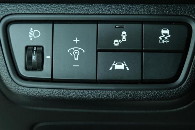 Kia K3 II с пробегом 2021 года, цена 2 299 000 рублей, 45200 км, седан, Автокод Объявления