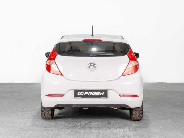 Hyundai Solaris I Рестайлинг с пробегом 2014 года, цена 929 000 рублей, 132809 км, хэтчбек, Автокод Объявления