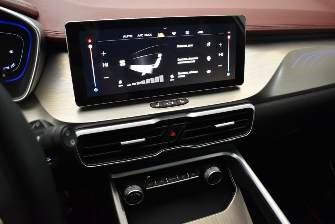 Geely Coolray I с пробегом 2023 года, цена 1 810 000 рублей, 61443 км, внедорожник, Автокод Объявления