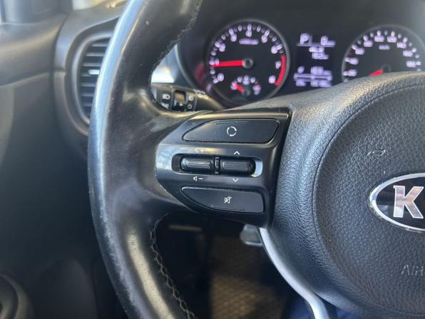 Kia Rio IV с пробегом 2018 года, цена 1 079 000 рублей, 195190 км, седан, Автокод Объявления