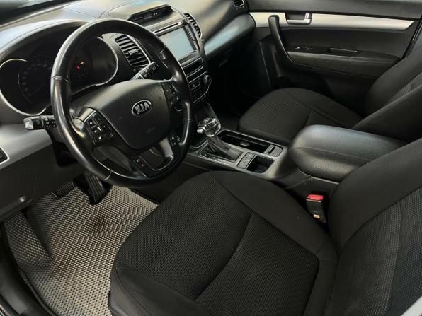 Kia Sorento II Рестайлинг с пробегом 2012 года, цена 1 564 436 рублей, 220690 км, внедорожник, Автокод Объявления