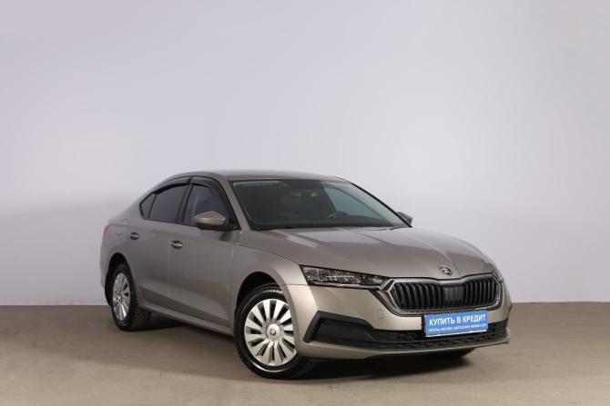 Skoda Octavia IV (A8) с пробегом 2021 года, цена 3 149 000 рублей, 66938 км, лифтбек, Автокод Объявления