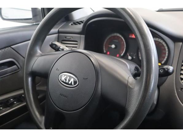 Kia Rio II Рестайлинг с пробегом 2010 года, цена 454 000 рублей, 295322 км, седан, Автокод Объявления