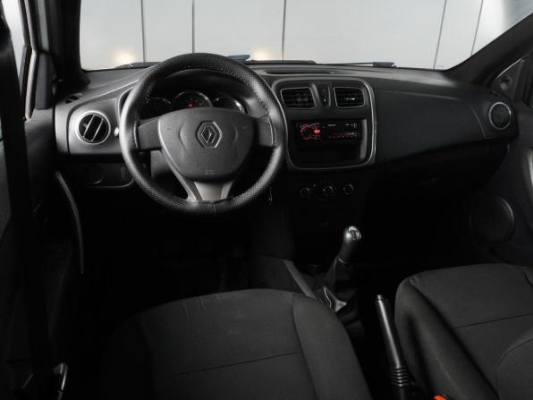 Renault Logan II Рестайлинг с пробегом 2018 года, цена 639 000 рублей, 261694 км, седан, Автокод Объявления