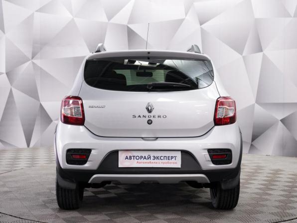 Renault Sandero II с пробегом 2018 года, цена 1 220 000 рублей, 27550 км, хэтчбек, Автокод Объявления
