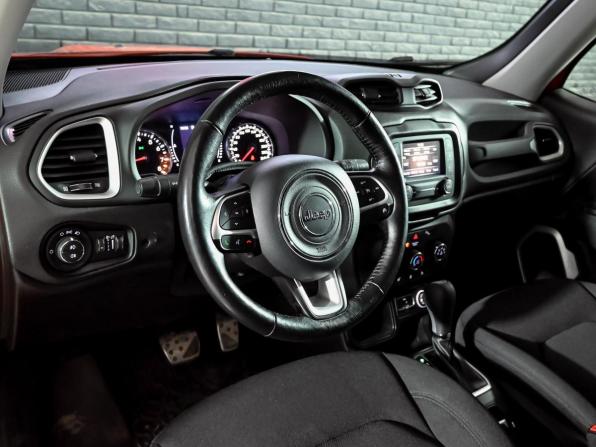 Jeep Renegade I с пробегом 2018 года, цена 1 620 000 рублей, 86230 км, внедорожник, Автокод Объявления