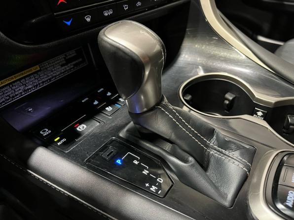 Lexus RX IV с пробегом 2018 года, цена 3 880 000 рублей, 126399 км, внедорожник, Автокод Объявления