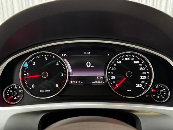 Volkswagen Touareg II с пробегом 2012 года, цена 2 790 000 рублей, 178713 км, внедорожник, Автокод Объявления