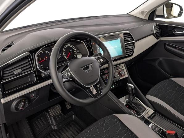 Jetta VS5 I Рестайлинг с пробегом 2024 года, цена 2 055 000 рублей, 3320 км, внедорожник, Автокод Объявления