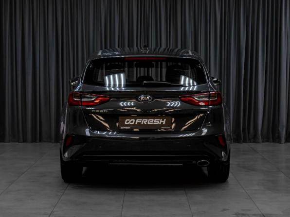 Kia Ceed III с пробегом 2018 года, цена 1 699 000 рублей, 42952 км, хэтчбек, Автокод Объявления