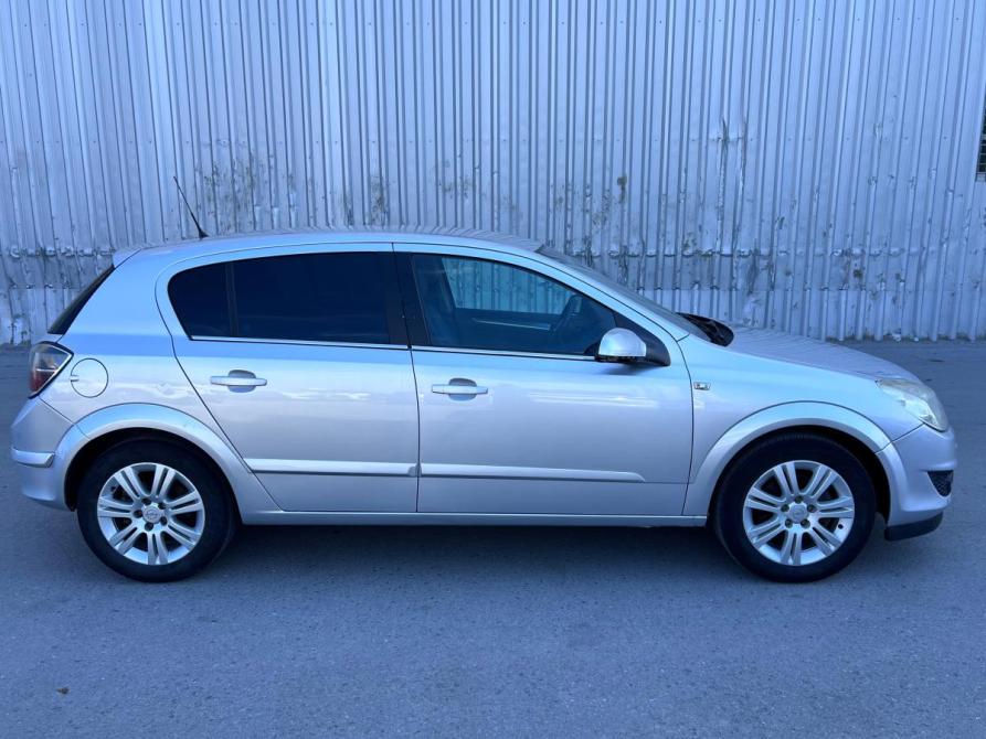 Opel Astra H Рестайлинг Ростов-на-Дону  - изображение 4