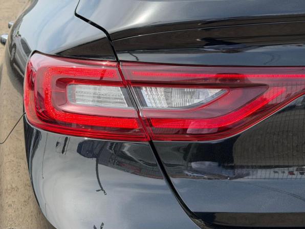 Renault Talisman I с пробегом 2018 года, цена 1 800 000 рублей, 216000 км, седан, Автокод Объявления