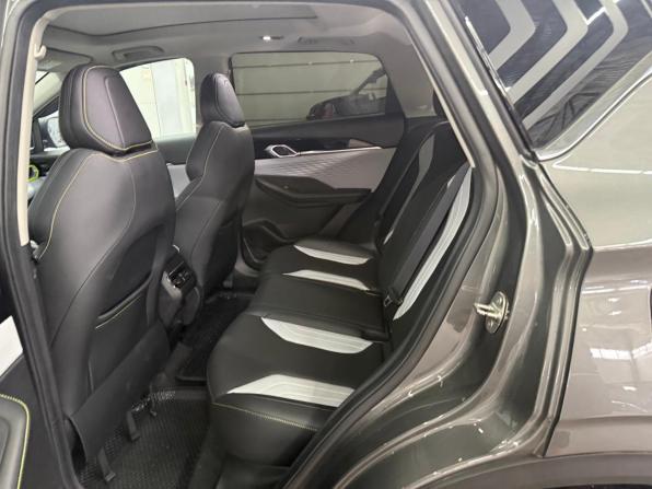 Geely Coolray I Рестайлинг с пробегом 2023 года, цена 2 077 000 рублей, 27700 км, внедорожник, Автокод Объявления