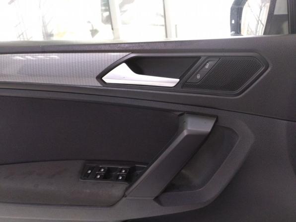 Volkswagen Tiguan II Рестайлинг с пробегом 2020 года, цена 2 500 000 рублей, 168319 км, внедорожник, Автокод Объявления