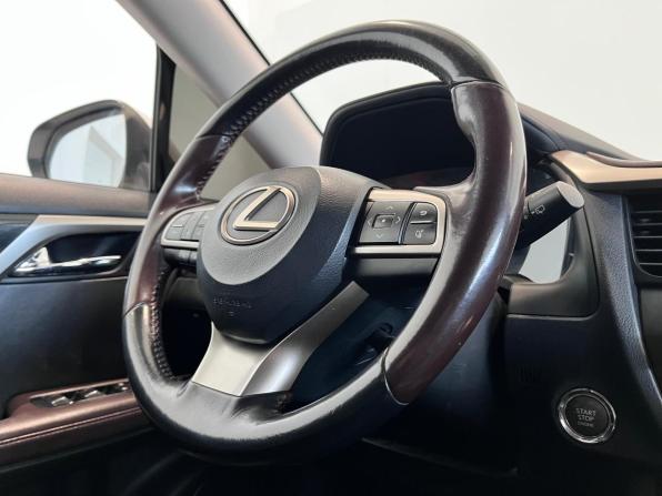 Lexus RX IV с пробегом 2017 года, цена 3 570 000 рублей, 153306 км, внедорожник, Автокод Объявления