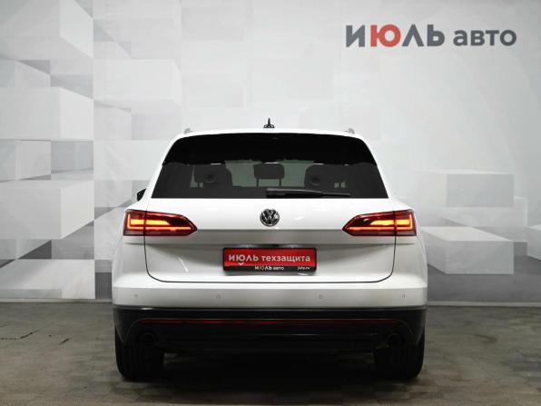 Volkswagen Touareg III с пробегом 2019 года, цена 5 200 000 рублей, 125000 км, внедорожник, Автокод Объявления