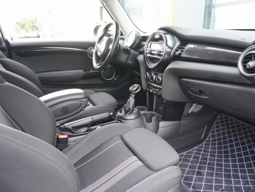 Mini Hatch III (F55/F56) Москва  - изображение 10
