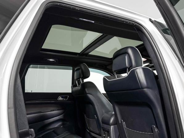 Jeep Grand Cherokee IV (WK2) Рестайлинг с пробегом 2014 года, цена 2 100 000 рублей, 230296 км, внедорожник, Автокод Объявления