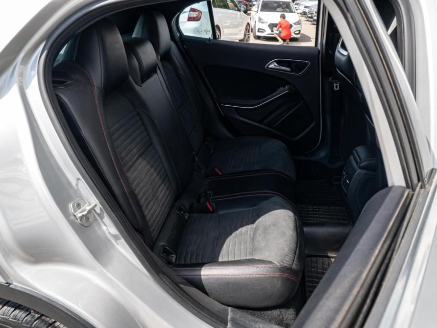 Mercedes-Benz GLA I (X156) Краснодар  - изображение 7