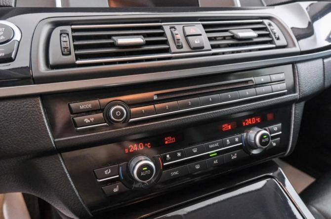 BMW 5 серии VI (F10/F11/F07) Рестайлинг с пробегом 2015 года, цена 2 549 000 рублей, 178000 км, седан, Автокод Объявления