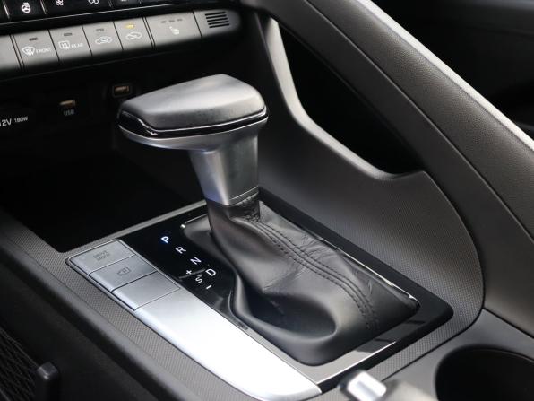 Hyundai Elantra VII (CN7) с пробегом 2021 года, цена 1 830 000 рублей, 142433 км, седан, Автокод Объявления