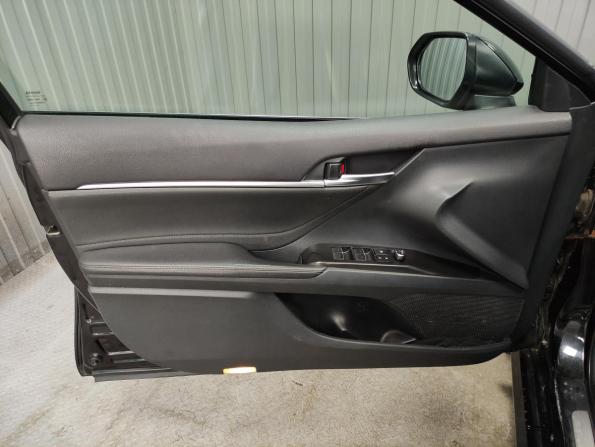 Toyota Camry VIII (XV70) Рестайлинг с пробегом 2021 года, цена 2 740 000 рублей, 125000 км, седан, Автокод Объявления