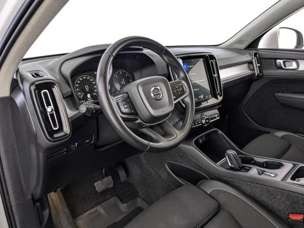 Volvo XC40 I с пробегом 2018 года, цена 2 590 000 рублей, 132629 км, внедорожник, Автокод Объявления