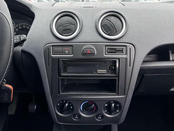 Ford Fusion I Рестайлинг с пробегом 2007 года, цена 357 000 рублей, 186446 км, хэтчбек, Автокод Объявления