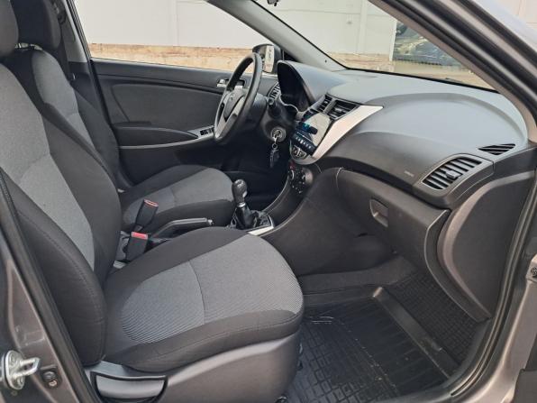 Hyundai Solaris I с пробегом 2014 года, цена 700 000 рублей, 175830 км, седан, Автокод Объявления