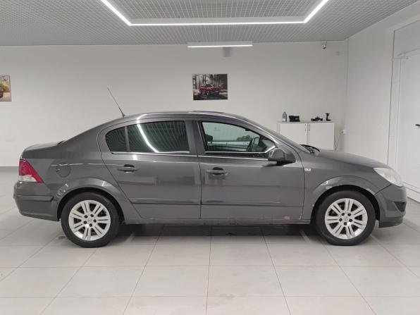 Opel Astra H Рестайлинг с пробегом 2008 года, цена 440 000 рублей, 234445 км, седан, Автокод Объявления