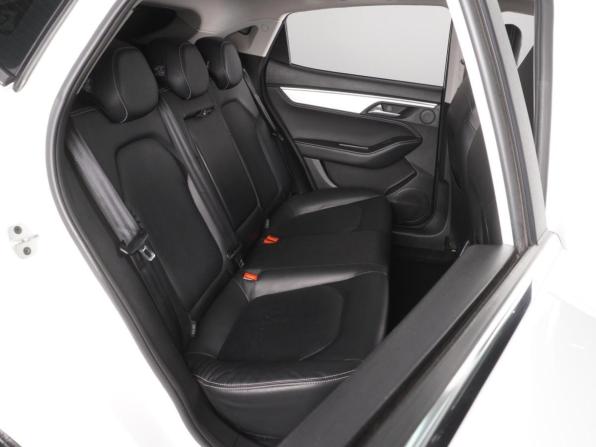 JAC J7 I с пробегом 2023 года, цена 1 109 000 рублей, 144537 км, лифтбек, Автокод Объявления