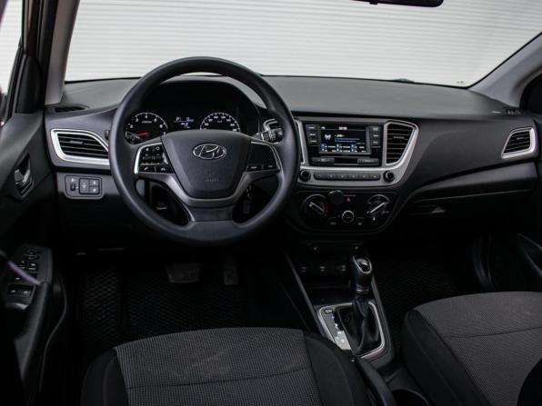 Hyundai Solaris II Рестайлинг с пробегом 2022 года, цена 1 650 000 рублей, 114302 км, седан, Автокод Объявления