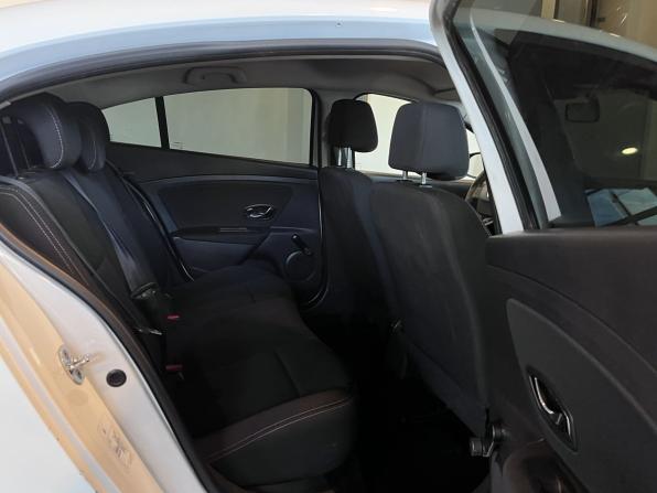 Renault Fluence I Рестайлинг с пробегом 2014 года, цена 650 000 рублей, 193241 км, седан, Автокод Объявления