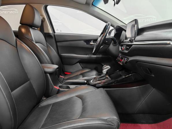 Kia K3 II Рестайлинг с пробегом 2021 года, цена 2 150 000 рублей, 61900 км, седан, Автокод Объявления