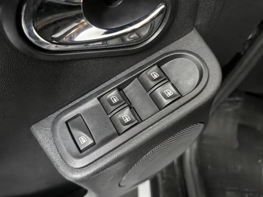 Renault Duster I Рестайлинг Москва  - изображение 20