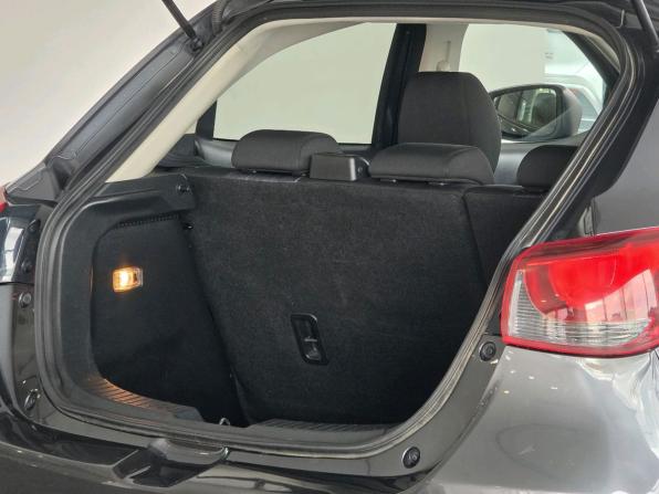 Mazda Demio IV (DJ) с пробегом 2016 года, цена 916 000 рублей, 172350 км, хэтчбек, Автокод Объявления
