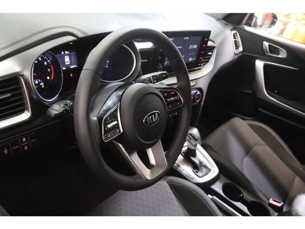 Kia Ceed III с пробегом 2020 года, цена 1 679 000 рублей, 128075 км, хэтчбек, Автокод Объявления