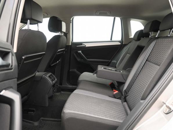 Volkswagen Tiguan II с пробегом 2018 года, цена 2 150 000 рублей, 163195 км, внедорожник, Автокод Объявления