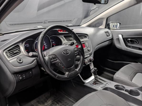 Kia Ceed II с пробегом 2015 года, цена 1 175 000 рублей, 131365 км, хэтчбек, Автокод Объявления
