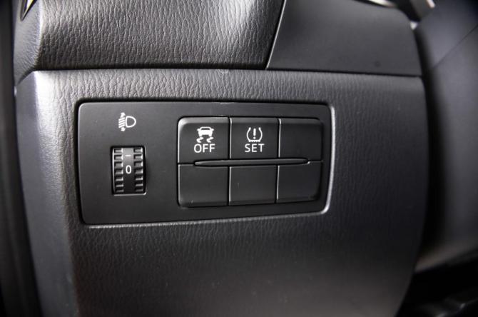 Mazda 3 III (BM) с пробегом 2014 года, цена 1 549 000 рублей, 138000 км, хэтчбек, Автокод Объявления