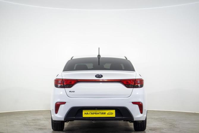 Kia Rio IV с пробегом 2018 года, цена 1 179 000 рублей, 138000 км, седан, Автокод Объявления