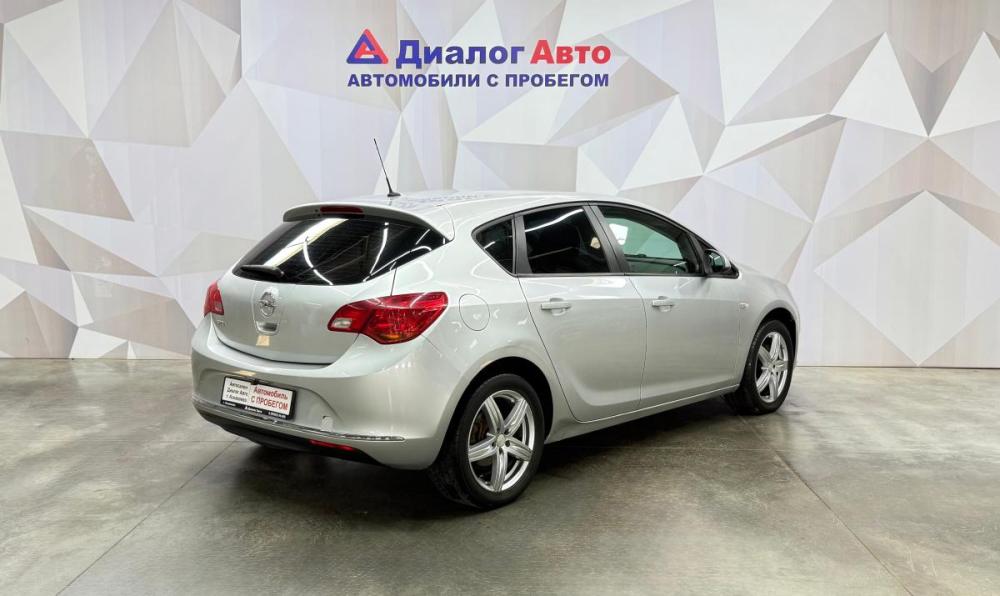 Opel Astra J Рестайлинг Азнакаево  - изображение 8