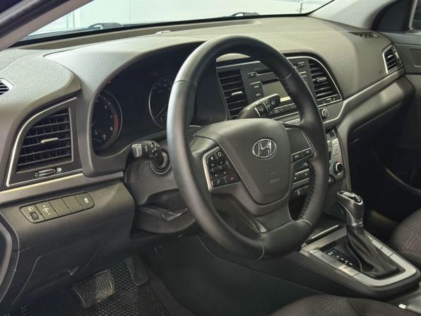 Hyundai Elantra VI (AD) с пробегом 2017 года, цена 1 630 000 рублей, 129331 км, седан, Автокод Объявления