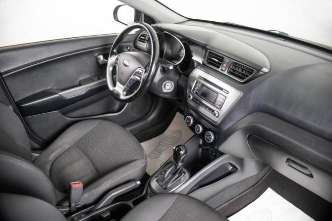 Kia Rio III Рестайлинг с пробегом 2016 года, цена 999 000 рублей, 154277 км, седан, Автокод Объявления