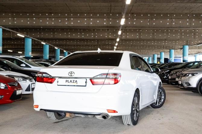 Toyota Camry VII (XV50) Рестайлинг 2 с пробегом 2018 года, цена 2 119 000 рублей, 207781 км, седан, Автокод Объявления