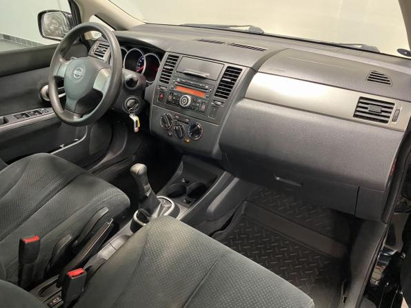 Nissan Tiida I Рестайлинг с пробегом 2010 года, цена 540 000 рублей, 165000 км, хэтчбек, Автокод Объявления